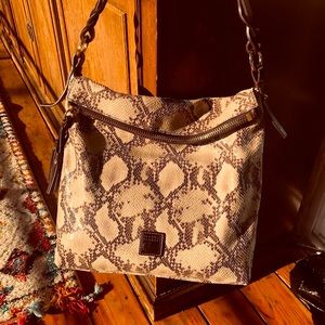 DOONEY & BOURKE PYTHON PRINT SLOAN HOBO/BUCKET SHOULDER BAG
